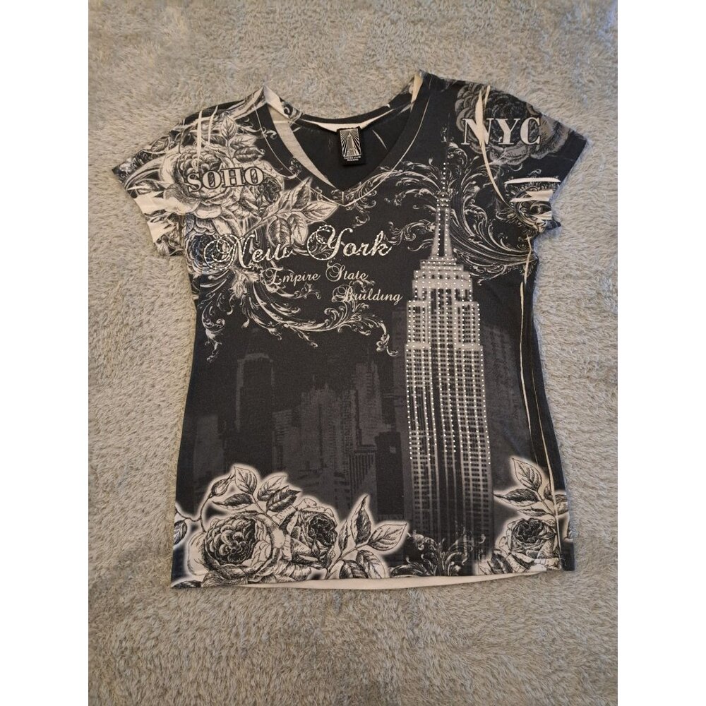 Empire State Building NYC Official Store Womens Medium Rhinestone Top